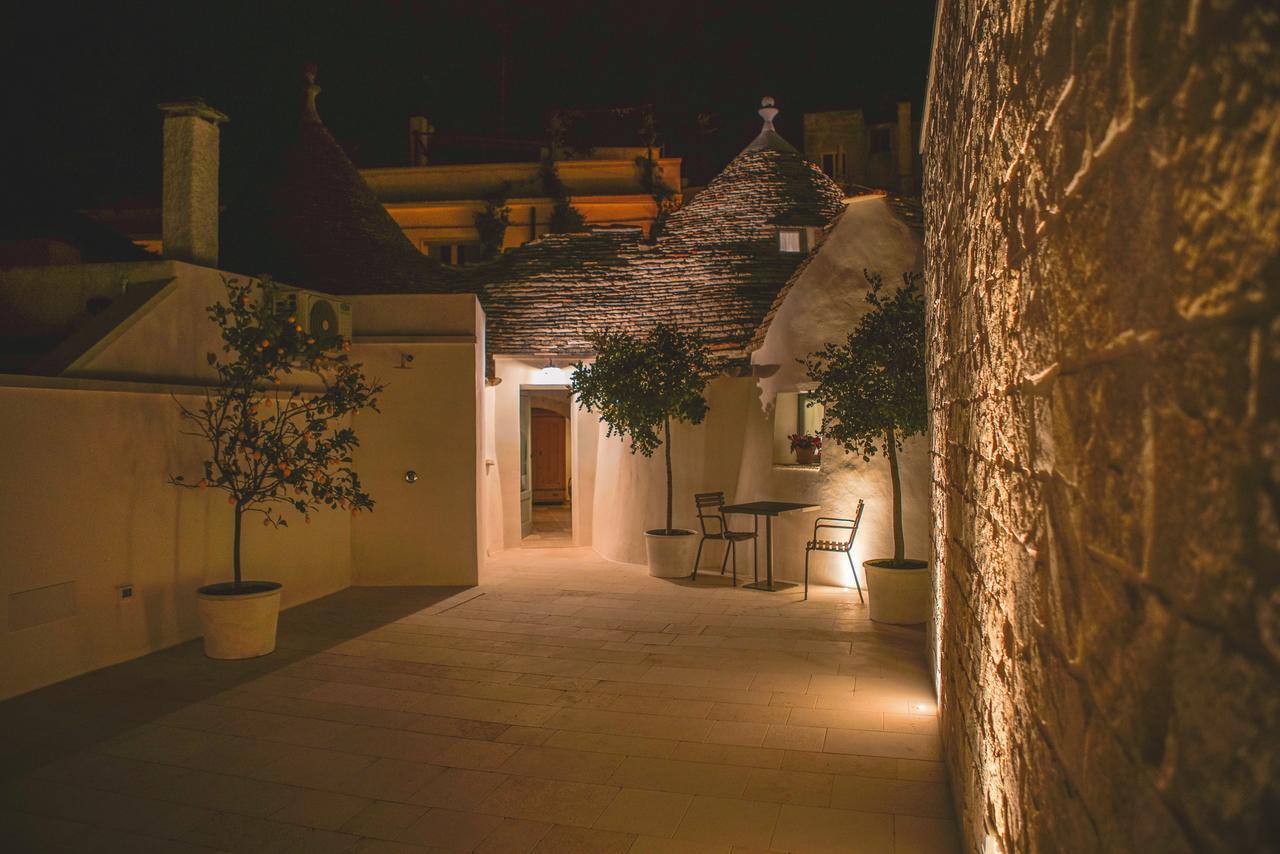 Trullo Essenza-Trulli Antì Charme & Relax Bed & Breakfast Alberobello Exterior foto