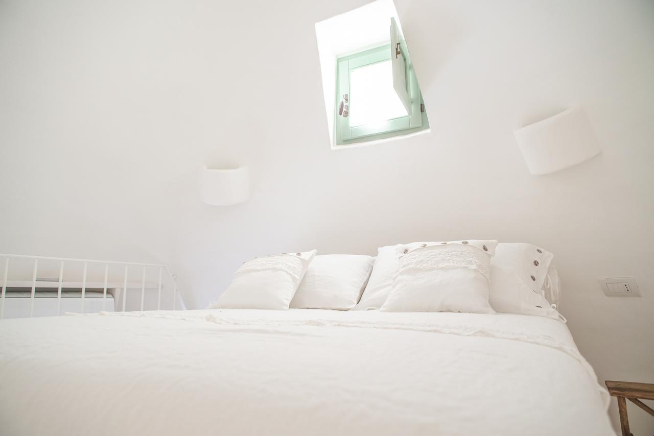 Trullo Essenza-Trulli Antì Charme & Relax Bed & Breakfast Alberobello Exterior foto