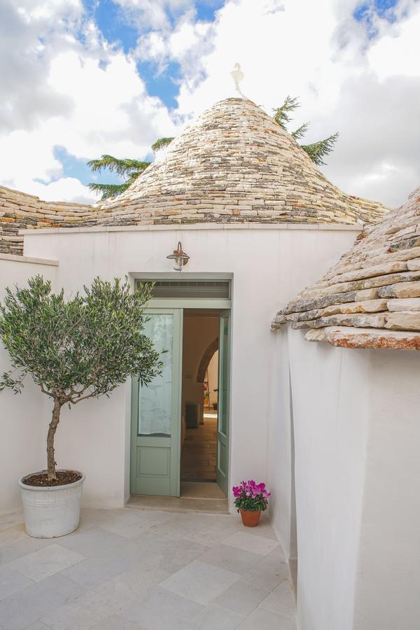 Trullo Essenza-Trulli Antì Charme & Relax Bed & Breakfast Alberobello Exterior foto