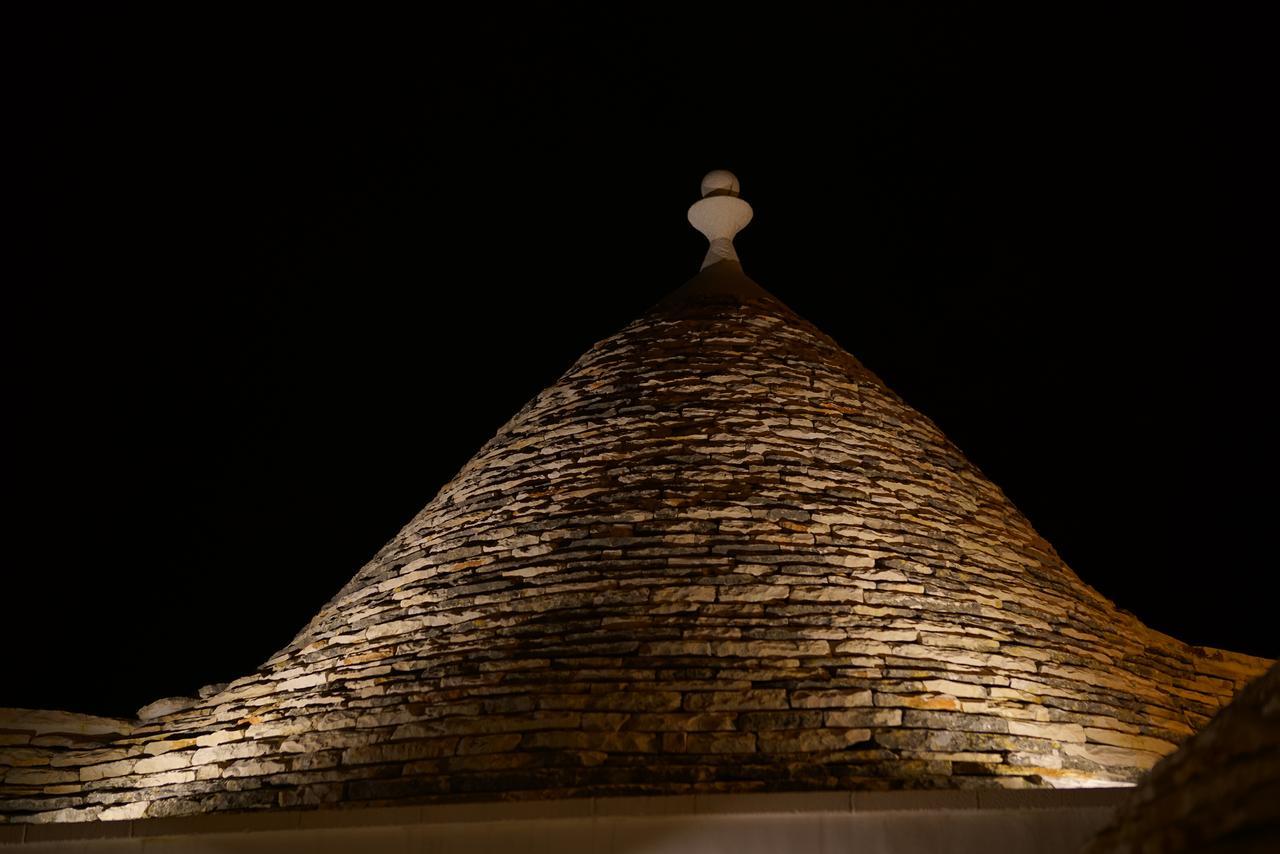 Trullo Essenza-Trulli Antì Charme & Relax Bed & Breakfast Alberobello Exterior foto